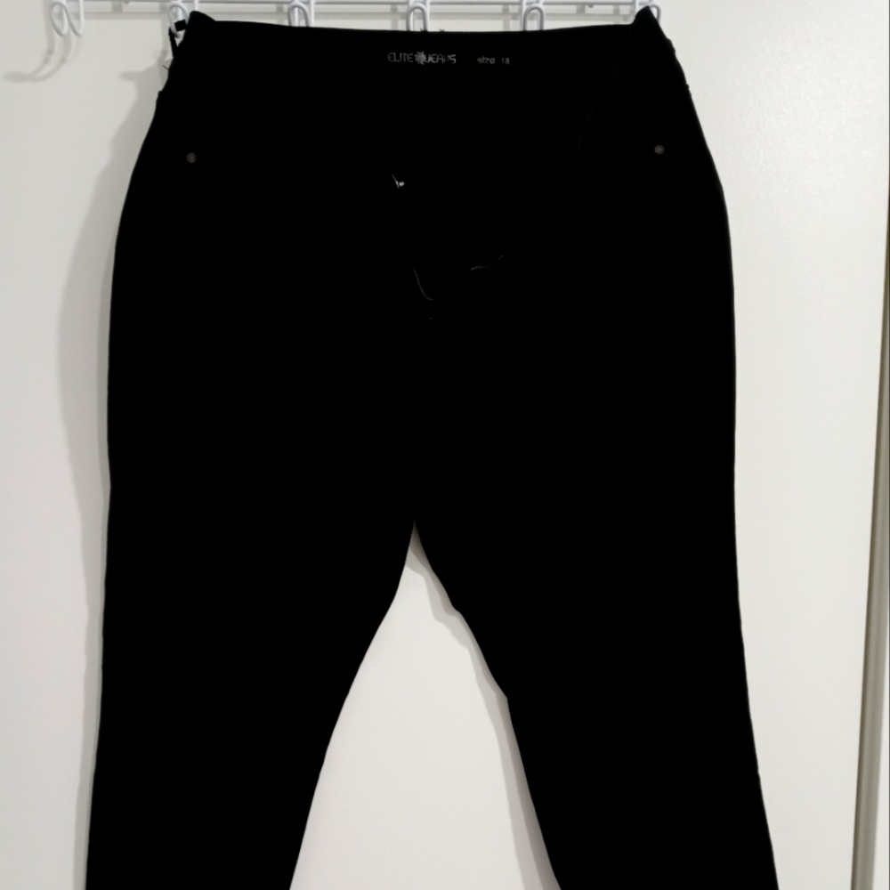 Elite stretchy blackjeans